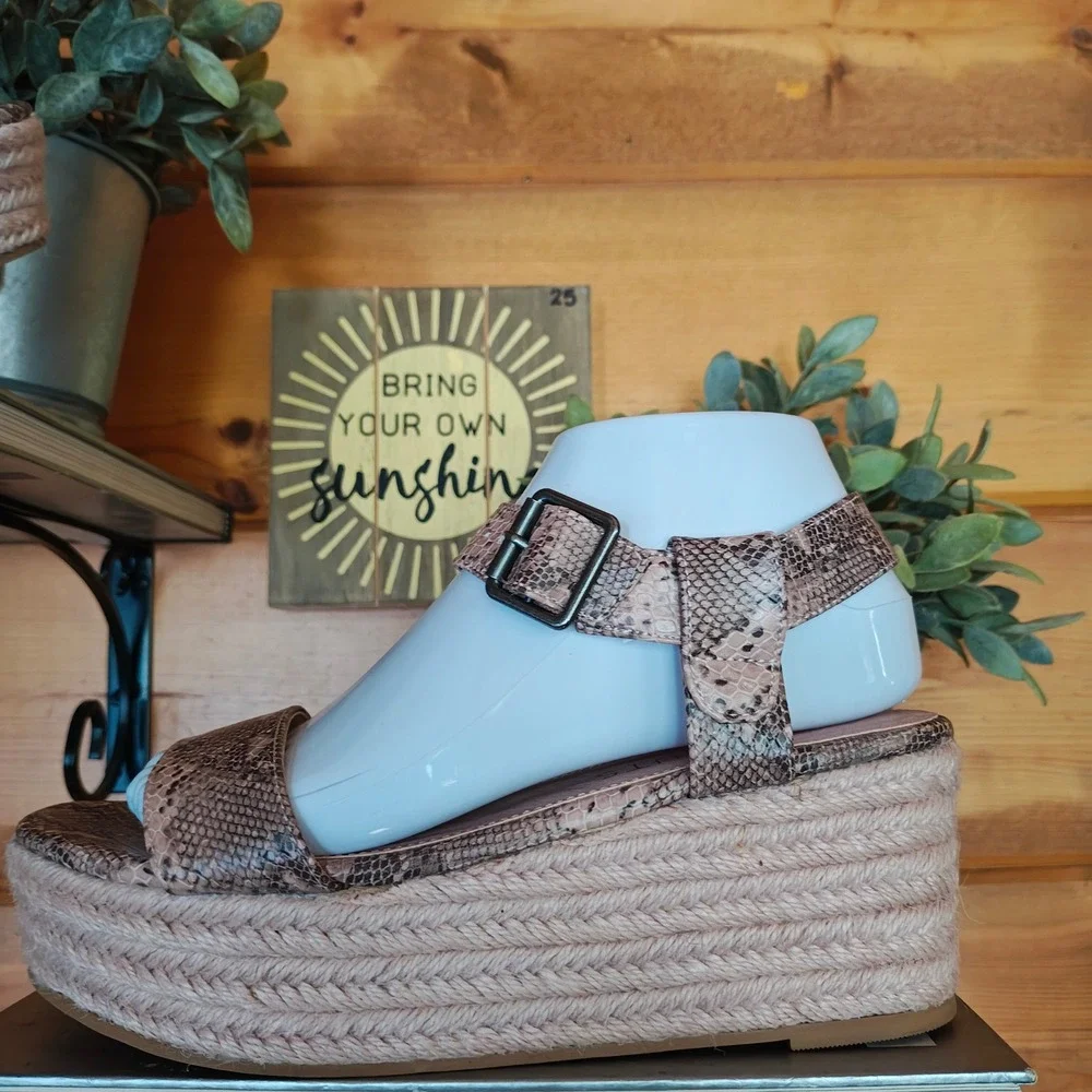 Coconuts by Matisse Sunchaser Snake Jute Espadrilles Platform Wedge Sandal Sz 8M